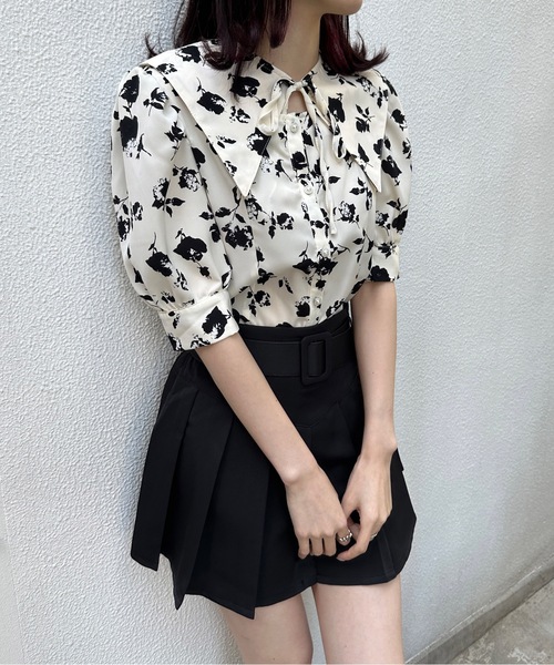 one way（ワンウェイ）の「ビッグカラー2WAYブラウス（シャツ/ブラウス・レディース・ホワイト系その他2/ブラック系その他/ホワイト系その他・FREE）」の3枚目の写真