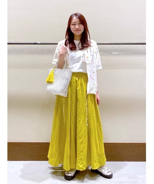 niko and...（ニコアンド）の「COLORマイスターTシャツ（Tシャツ/カットソー・レディース・オフホワイト/ブルー/ブラック/オレンジ/イエロー/チャコール/ライトグレー/グリーン/ネイビー/セージグリーン/マスタード・MEDIUM/LARGE/SMALL）」の20枚目の写真