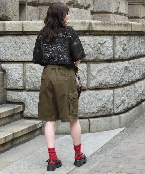 MONO-MART LADY'S（モノマートレディース）の「幾何学レースオーバーサイズオープンカラー半袖シャツ（シャツ/ブラウス・レディース・ブラウン/ブラック/アイボリー・FREE）」の5枚目の写真