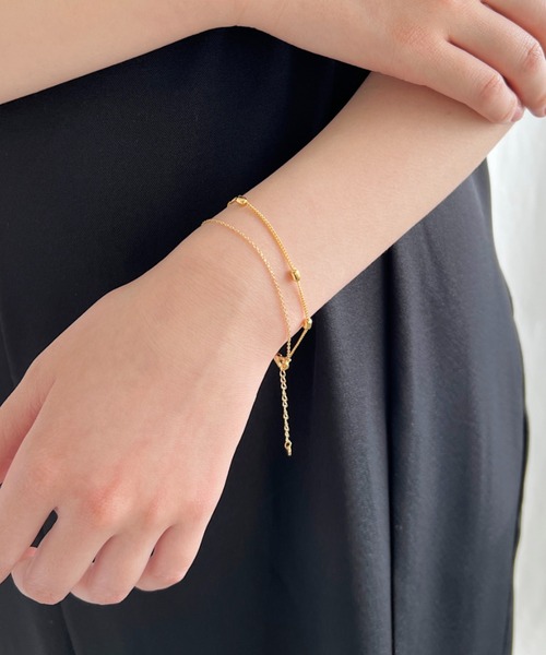 iso(イソ)の「ダブルチェーン ブレスレット(ブレスレット・レディース・ゴールド/シルバー・FREE)」の2枚目の写真