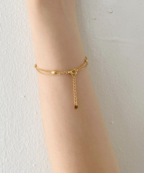 iso(イソ)の「ダブルチェーン ブレスレット(ブレスレット・レディース・ゴールド/シルバー・FREE)」の5枚目の写真