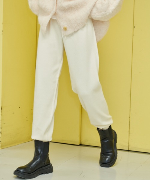 Auntie Rosa Holiday(アンティローザホリデー)の「【定番商品!】ニットジョガーパンツ / サイズ展開あり(その他パンツ・レディース・チャコールグレー/アイボリー/ブラック・SMALL/MEDIUM)」の6枚目の写真