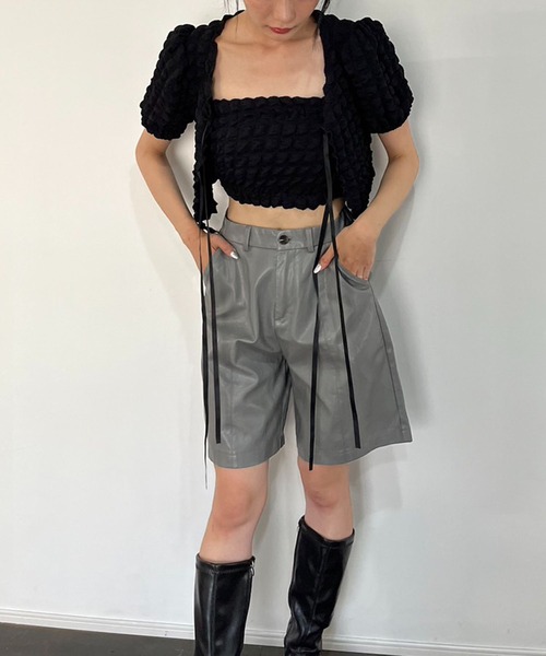 Jewelobe(ジュエローブ)の「チューブトップ×ボレロカーディガン ポップコーンアンサンブル(アンサンブル・レディース・ブラック/ホワイト・FREE)」の1枚目の写真