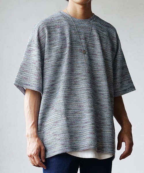 MinoriTY(マイノリティ)の「【いつもと違った大人の風合い】マルチボーダーニット サマーニット 半袖Tシャツ メンズ 夏服【MinoriTY】(ニット/セーター・メンズ・グレー/オレンジ/ブルー・M/S/L)」の2枚目の写真