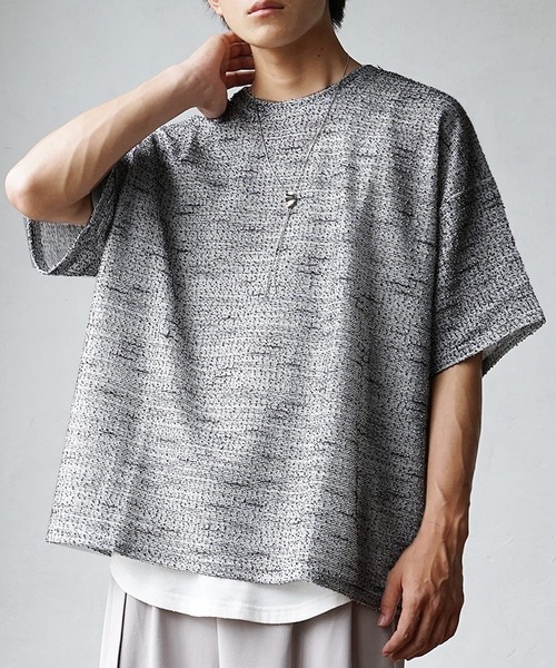 MinoriTY(マイノリティ)の「【いつもと違った大人の風合い】マルチボーダーニット サマーニット 半袖Tシャツ メンズ 夏服【MinoriTY】(ニット/セーター・メンズ・グレー/オレンジ/ブルー・M/S/L)」の4枚目の写真