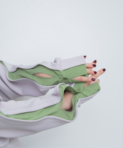 VACANCY（ヴァカンシー）の「ウェーブ配色ドッキングトレーナー（その他トップス・レディース・ブラック/ホワイト/グレー/サックスブルー・FREE）」の22枚目の写真