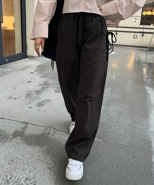 nemne store(ネンネストア)の「【低身長サイズあり】サイドリボンベイカーパンツ(カーゴパンツ・レディース・ピンク/スミクロ・SMALL/MEDIUM)」の2枚目の写真