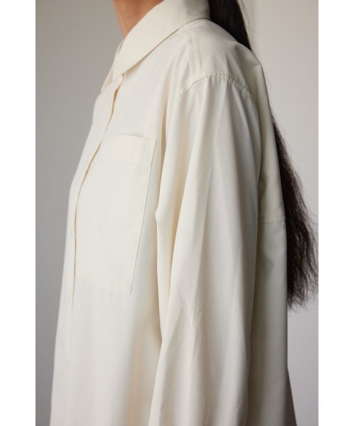 AZUL by moussy(アズールバイマウジー)の「オーバーシャツ(シャツ/ブラウス・レディース・ライトブルー/ホワイト/ブルー系その他・FREE)」の15枚目の写真