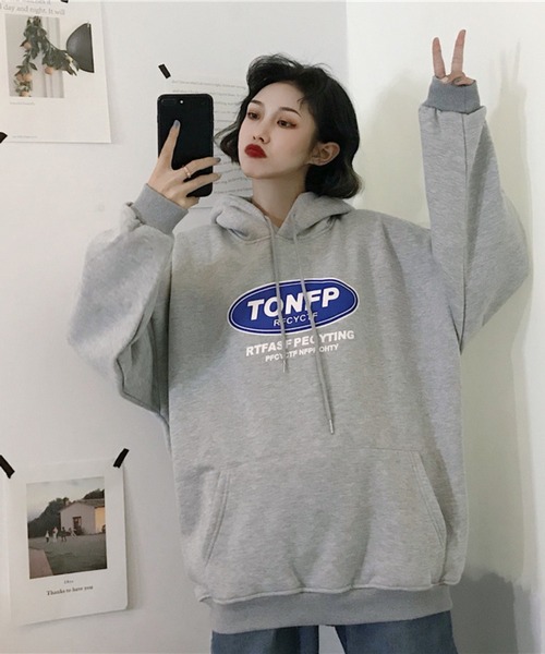 Chaco closet（チャコ クローゼット）の「ビッグシルエットアソートグラフィックパーカー YumeL/RARDIC/TONFP（パーカー・レディース・イエロー/グレー/ライトグレー/グリーン/ブラック系2/ブルー系2/グレー系1/ブラック系1・FREE）」の19枚目の写真