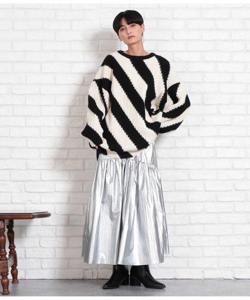 Settimissimo（セッティミッシモ）の「ワイドストライプオーバーサイズニット（ニット/セーター・レディース・ブルー/ブラック・FREE）」の14枚目の写真