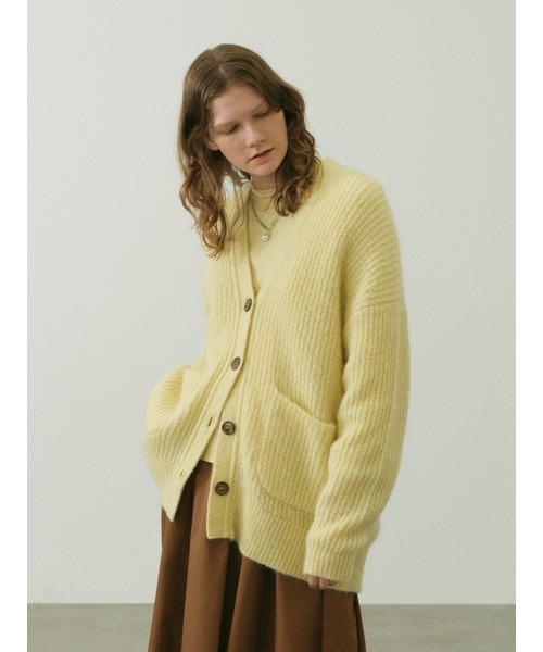 Mila Owen（ミラオーウェン）の「シェルボタンモヘヤシャギーカーデ  