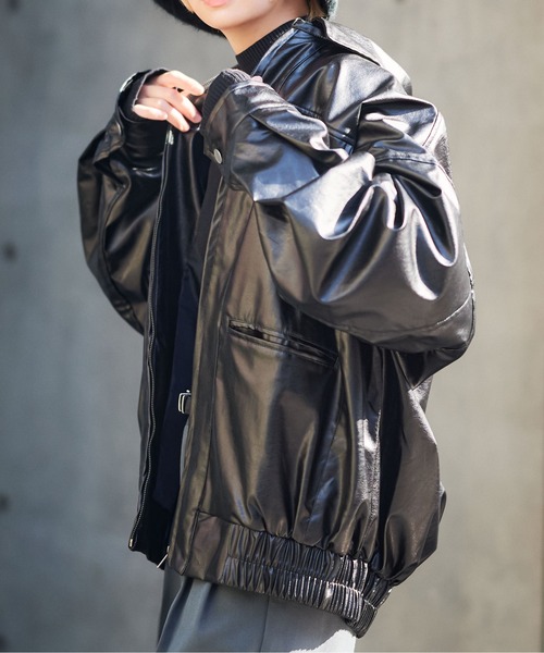 SPINNS（スピンズ）の「フェイクレザーボンバージャケット（ブルゾン