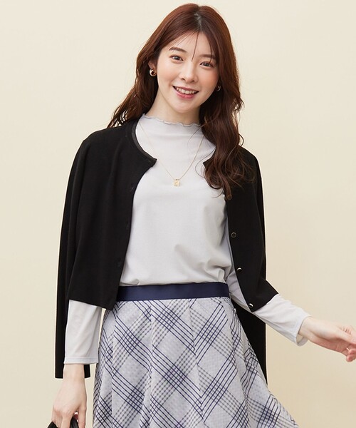 ANY SIS(エニィスィス)の「【洗える】レースネックショートレングス カーディガン(カーディガン/ボレロ・レディース・ホワイト系/ライトイエロー系/ブラック系・2)」の2枚目の写真