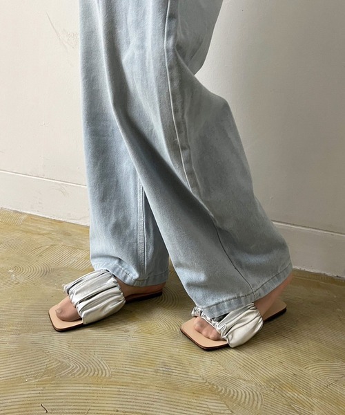 Jewelobe(ジュエローブ)の「ハイウエストルーズデニムワイドパンツ(デニムパンツ・レディース・サックスブルー/ブルー/ネイビー・M/S)」の7枚目の写真