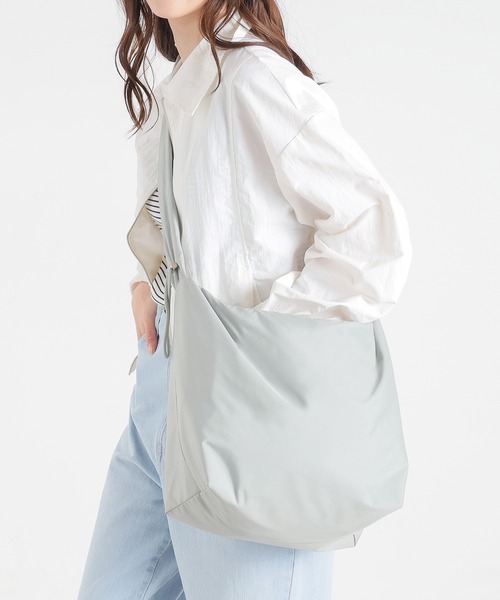 Honeys（ハニーズ）の「ドロスト２ｗａｙショルダーバッグ（ショルダーバッグ・レディース・アイボリー/ブラック/シルバー/ミント/モカ・FREE）」の4枚目の写真