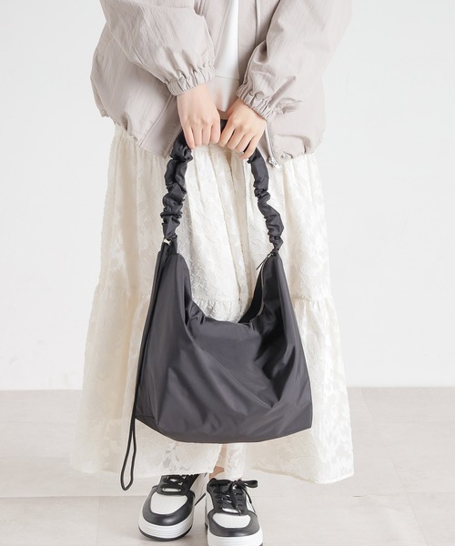 Honeys（ハニーズ）の「ドロスト２ｗａｙショルダーバッグ（ショルダーバッグ・レディース・アイボリー/ブラック/シルバー/ミント/モカ・FREE）」の16枚目の写真