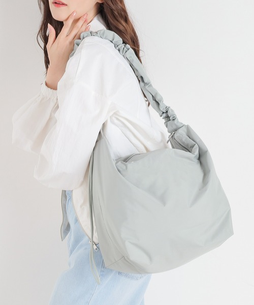 Honeys（ハニーズ）の「ドロスト２ｗａｙショルダーバッグ（ショルダーバッグ・レディース・アイボリー/ブラック/シルバー/ミント/モカ・FREE）」の20枚目の写真