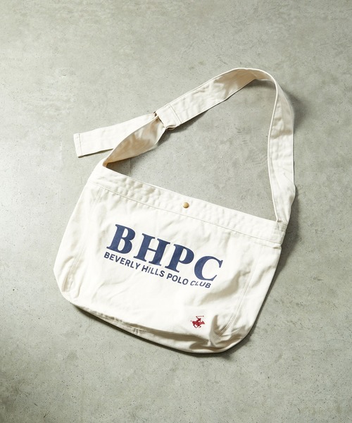 JUGLANS(ユグランス)の「【BEVERLY HILLS POLO CLUB】ニュースペーパーバッグ(ショルダーバッグ・レディース・オフホワイト/ブラック/ネイビー・FREE)」の1枚目の写真