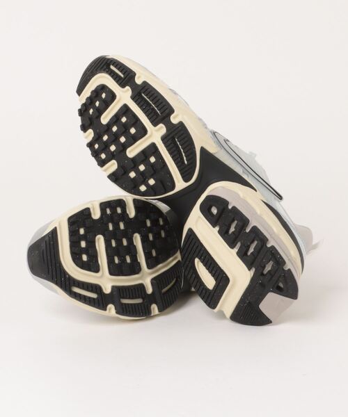 NIKE（ナイキ）の「【NIKE】Nike V2K Run（スニーカー）」 - WEAR