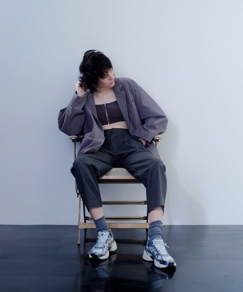 NIKE(ナイキ)の「【NIKE】Nike V2K Run(スニーカー・レディース・シルバー・23.5cm/24cm/24.5cm/25cm/22.5cm/23cm/25.5cm)」の3枚目の写真