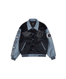 LUVISTRUEラブイズトゥルージャケット スタジャン 韓国ストリート タグ付 LUVISTRUEラブイズトゥルージャケット スタジャン 韓国ストリート タグ付