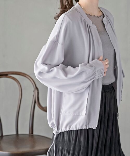 rps(アールピーエス)の「ノーカラーブラウスジャケット(ノーカラージャケット・レディース・オフホワイト/ブラック/カーキ/グレイッシュベージュ・フリー)」の12枚目の写真