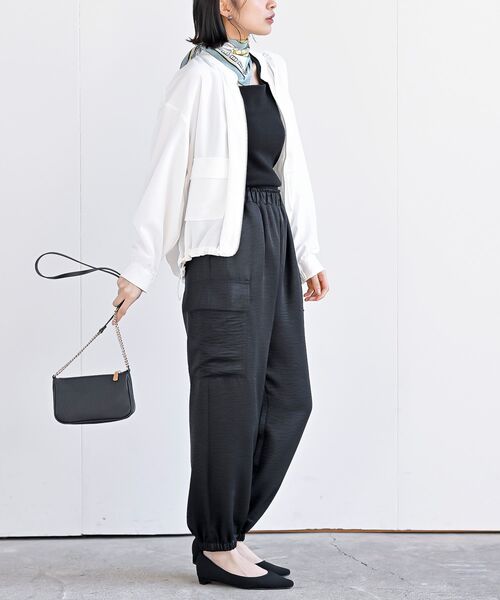 rps(アールピーエス)の「ノーカラーブラウスジャケット(ノーカラージャケット・レディース・オフホワイト/ブラック/カーキ/グレイッシュベージュ・フリー)」の19枚目の写真