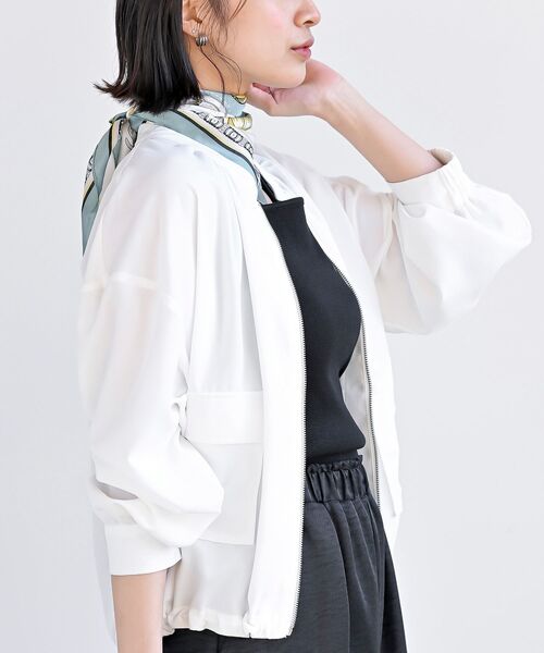 rps(アールピーエス)の「ノーカラーブラウスジャケット(ノーカラージャケット・レディース・オフホワイト/ブラック/カーキ/グレイッシュベージュ・フリー)」の14枚目の写真