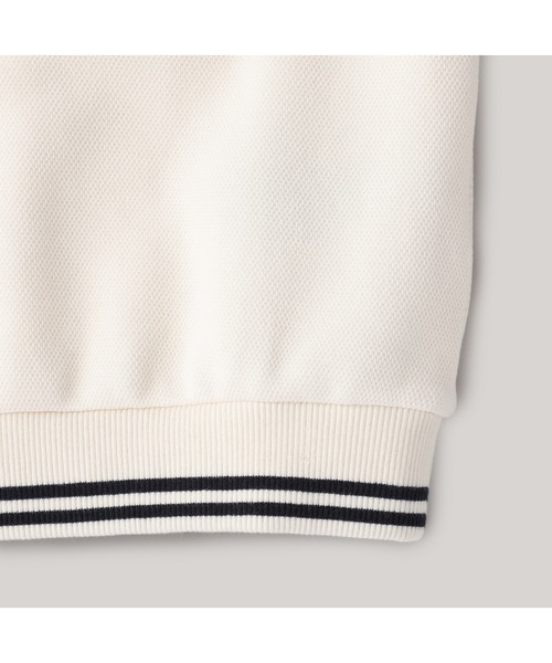TOMMY HILFIGER(トミーヒルフィガー)の「BOYS モノタイプアーチHシールパーカー(パーカー・キッズ・アイボリー・130cm/140cm/150cm/160cm)」の5枚目の写真