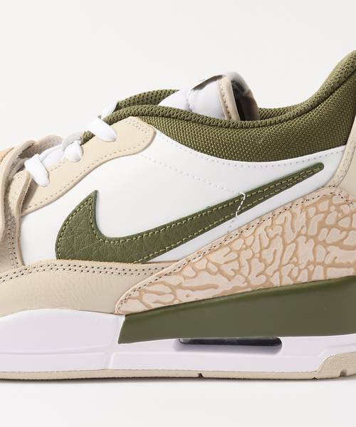 PARIS SAINT-GERMAIN(パリサンジェルマン)の「【JORDAN × Paris Saint-Germain】AIR JORDAN LEGACY 312 LOW(スニーカー・メンズ・ベージュ・26cm/26.5cm/29cm)」の14枚目の写真
