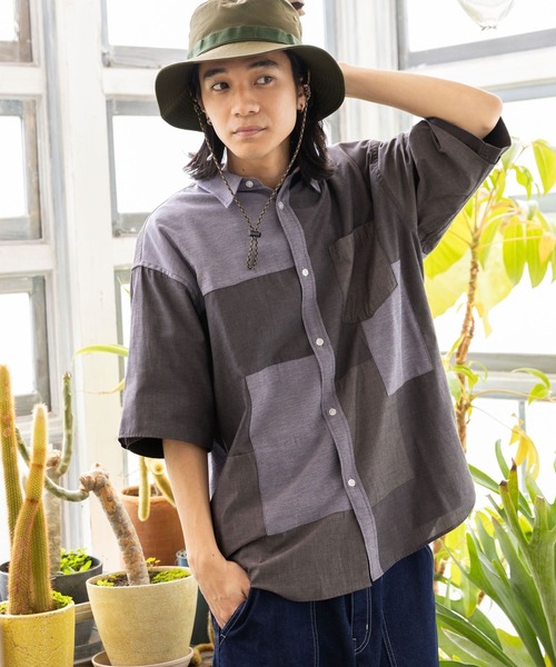 niko and（ニコアンド）の「パッチワーク半袖シャツ（シャツ