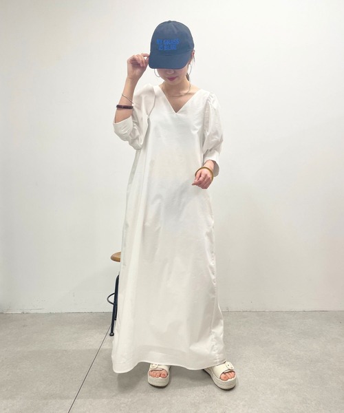 Omekashi（オメカシ）の「【WEB限定】【オケージョンにも使える！】ビッグスリーブワンピース（ワンピース・レディース・オフホワイト/ブラック/ピンク・36/38）」の7枚目の写真