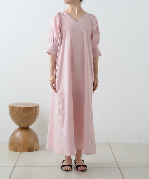 Omekashi（オメカシ）の「【WEB限定】【オケージョンにも使える！】ビッグスリーブワンピース（ワンピース・レディース・オフホワイト/ブラック/ピンク・36/38）」の21枚目の写真