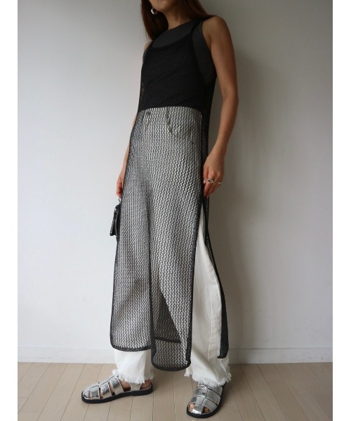 TRUNC(トランクエイティーエイト)の「Glitter Mesh Dress(ワンピース・レディース・ゴールド/ブラック・FREE)」の21枚目の写真