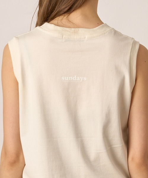 ALLUMER(アリュメール)の「スリーブレスプリントTシャツ(HERE)(Tシャツ/カットソー・レディース・ホワイト系その他/ネイビー・1)」の8枚目の写真