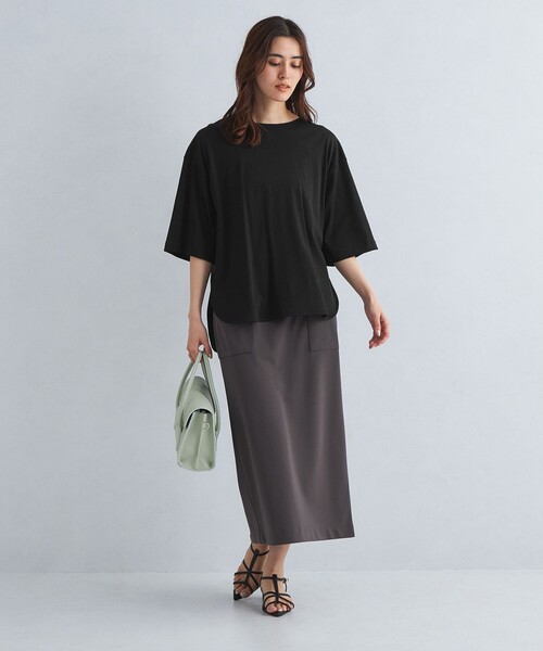 green label relaxing（グリーンレーベルリラクシング）の「KOKAGE タック ラウンドヘム プルオーバー カットソー -接触冷感・UVカット-（Tシャツ/カットソー・レディース・ベージュ/ネイビー/オフホワイト/ブラック・FREE）」の8枚目の写真