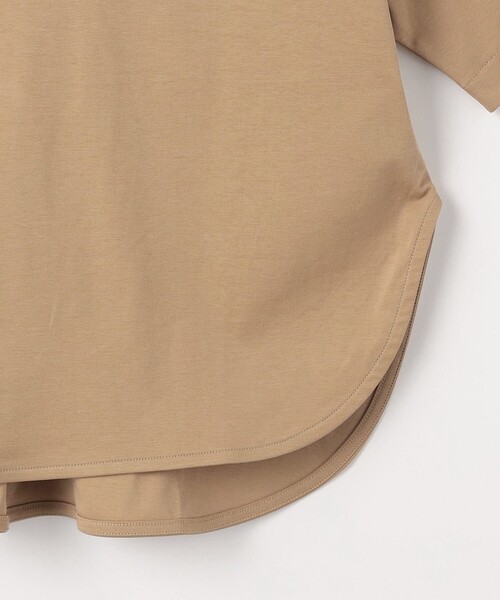 green label relaxing（グリーンレーベルリラクシング）の「KOKAGE タック ラウンドヘム プルオーバー カットソー -接触冷感・UVカット-（Tシャツ/カットソー・レディース・ベージュ/ネイビー/オフホワイト/ブラック・FREE）」の18枚目の写真