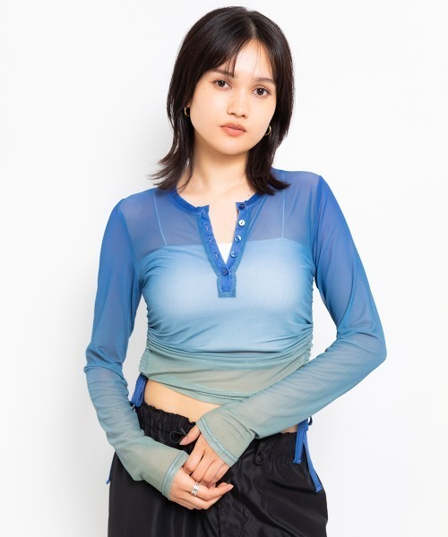 atmos pink（アトモスピンク）の「atmos pink Shirring See-through Top / アトモス ピンク シャーリング シースルー トップ（Tシャツ/カットソー・レディース・ブルー/オレンジ/ブラック・FREE）」の16枚目の写真