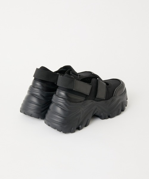 COLONY 2139（コロニートゥーワンスリーナイン）の「ベルトスニーカー（スニーカー・レディース・ブラック・SMALL/MEDIUM/LARGE）」の10枚目の写真