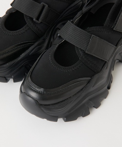 COLONY 2139（コロニートゥーワンスリーナイン）の「ベルトスニーカー（スニーカー・レディース・ブラック・SMALL/MEDIUM/LARGE）」の9枚目の写真