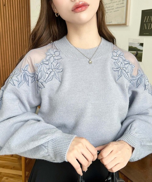 moment+（モーメントプラス）の「ビジュー付きフラワー刺繍ショルダー