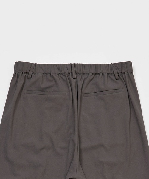 JUNRED(ジュンレッド)の「【 セットアップ対応 】ドライイージーコントラストワイドパンツ(スラックス・メンズ・ブラック/チャコールグレー・S/M/L)」の15枚目の写真
