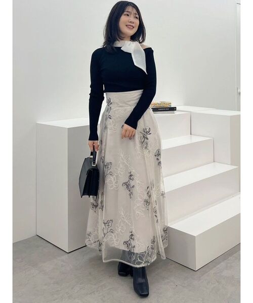 MERCURYDUO（マーキュリーデュオ）の「サイドリボンニット（ニット/セーター・レディース・ブラック/オフホワイト/ブラウン・FREE）」の14枚目の写真