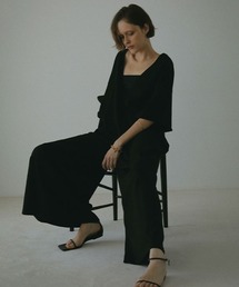 ETRE TOKYO（エトレトウキョウ）の「Vネックリラクシーオールインワン