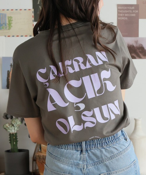 Girly Doll(ガーリードール)の「オリジナルプリントロゴTシャツ(Tシャツ/カットソー・レディース・ダークグレー/ピンク/ベージュ・F)」の5枚目の写真