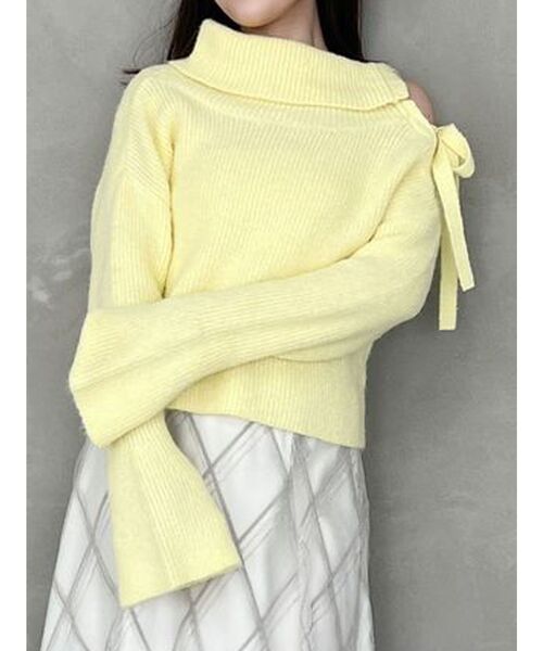 MERCURYDUO（マーキュリーデュオ）の「2WAYアシメカラーニット（ニット/セーター・レディース・イエロー/ライトブルー/アイボリー・FREE）」の3枚目の写真