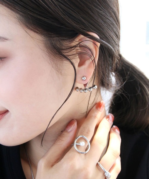 abaskdesign(アバスクデザイン)の「金属アレルギー対応 2wayバックキャッチスタッズステンレスピアス(ピアス(両耳用)・レディース・ゴールド/シルバー・FREE)」の2枚目の写真