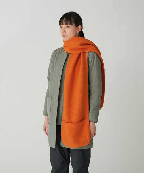 Snow Peak(スノーピーク)の「Thermal Boa Fleece Stole(ストール/ショール・メンズ・グレー/ブルー/オレンジ/ブラック・ONE SIZE)」の4枚目の写真