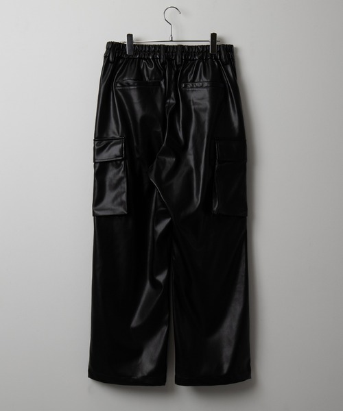 LUCY（ルーシー）の「LUCY/エコレザーカーゴスラックス（スラックス・メンズ・ブラック・LARGE/MEDIUM）」の12枚目の写真