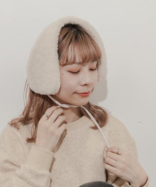 SMELLY（スメリー）の「ストラップボアイヤーマフ（イヤーマフ・レディース・アイボリー/ベージュ・-）」の3枚目の写真